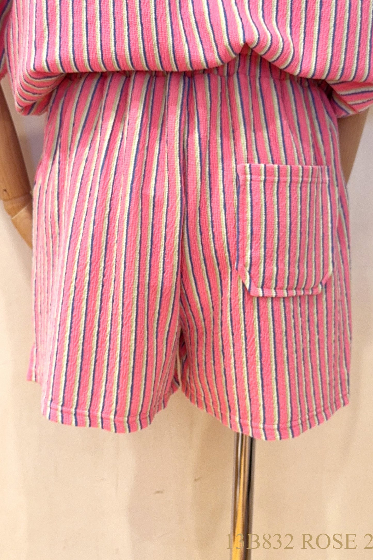 Short Elias rose