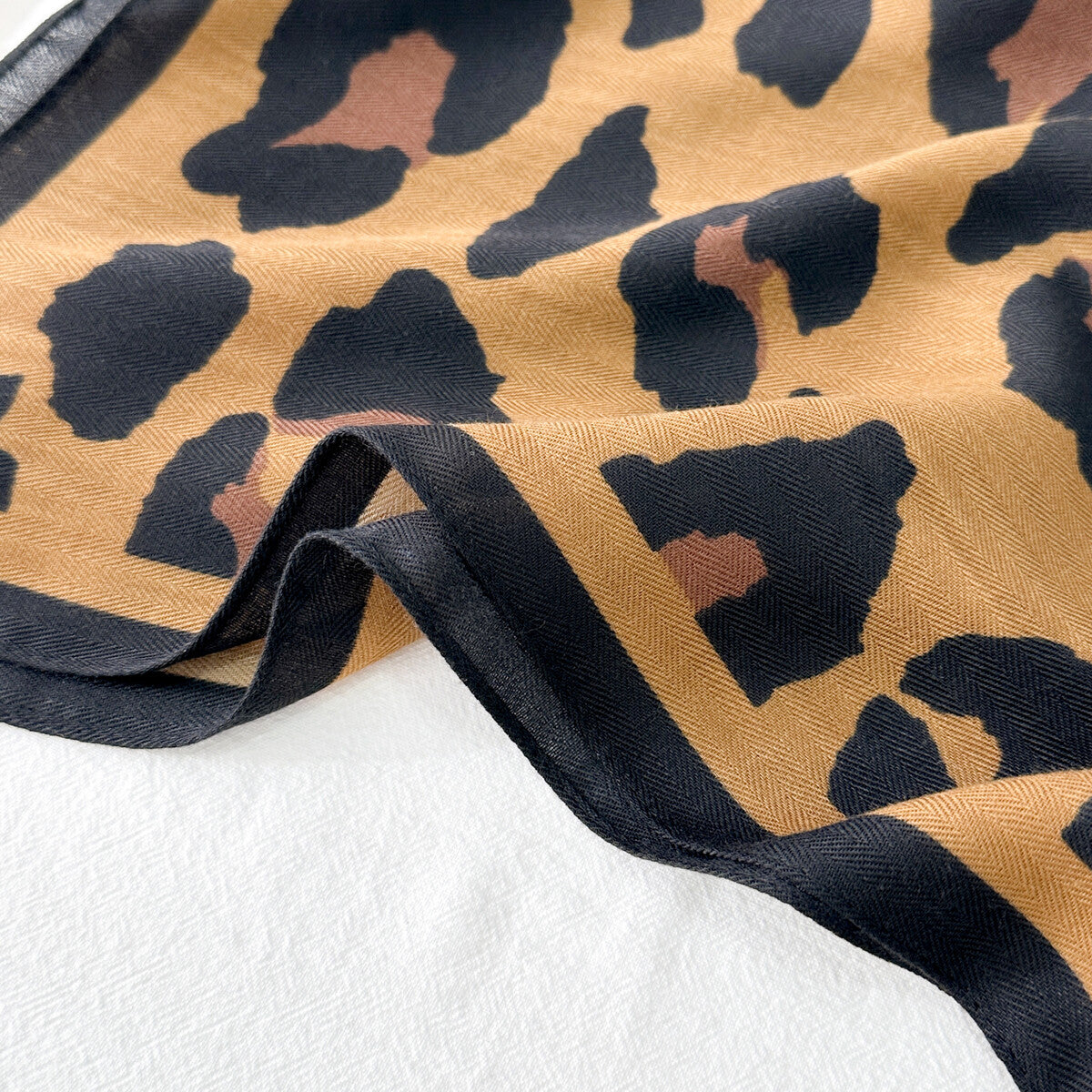 Foulard léopard