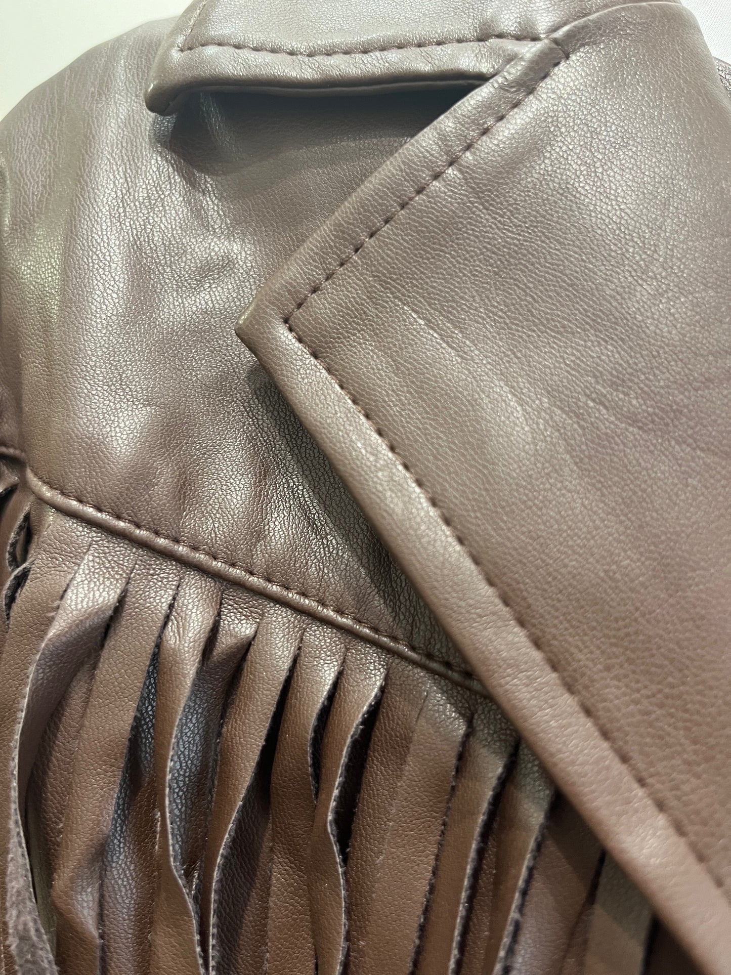 Veste à franges simili chocolat