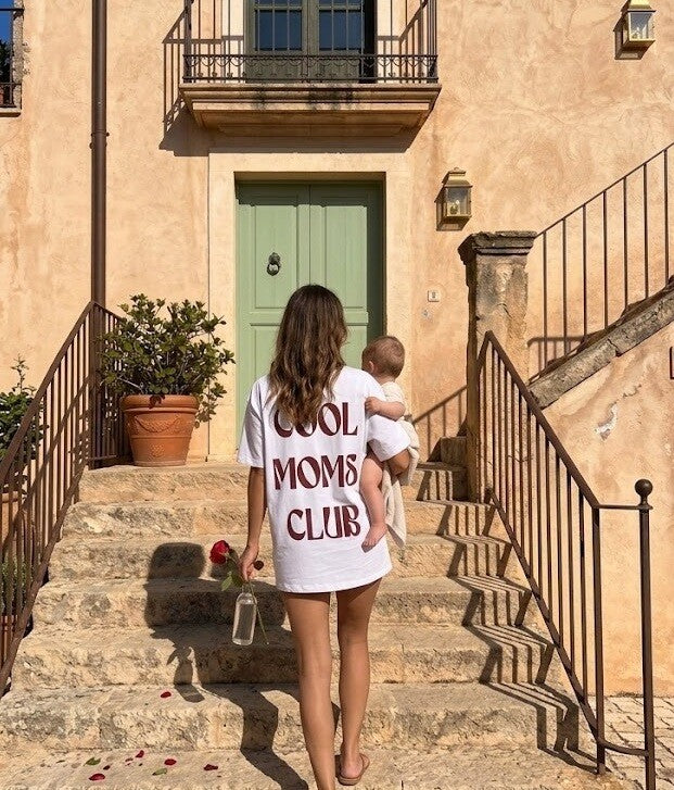 T-shirt Mom Club